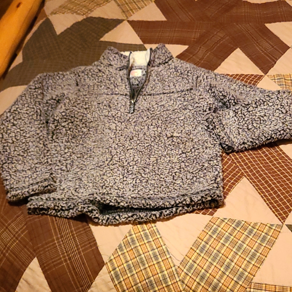 Boys sz small sherpa long sleeve top